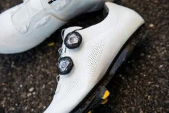 Chaussures Macha Pro HV -Magasin De Vélos Extima Mips WhiteRace day kit Blk 027