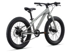 STP 20 Liv -Magasin De Vélos MY21 STP 20 Giant Color A Concrete back